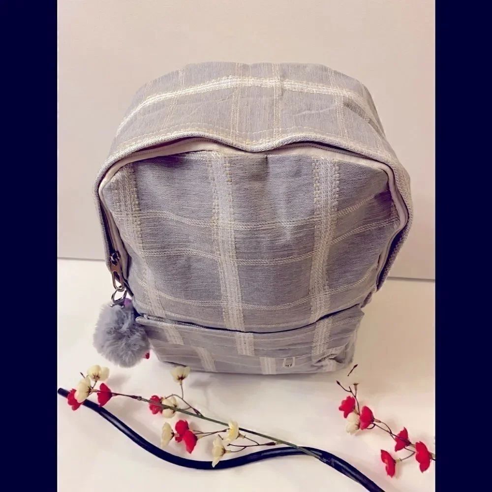 Canvas fashion zip closure Backpack
